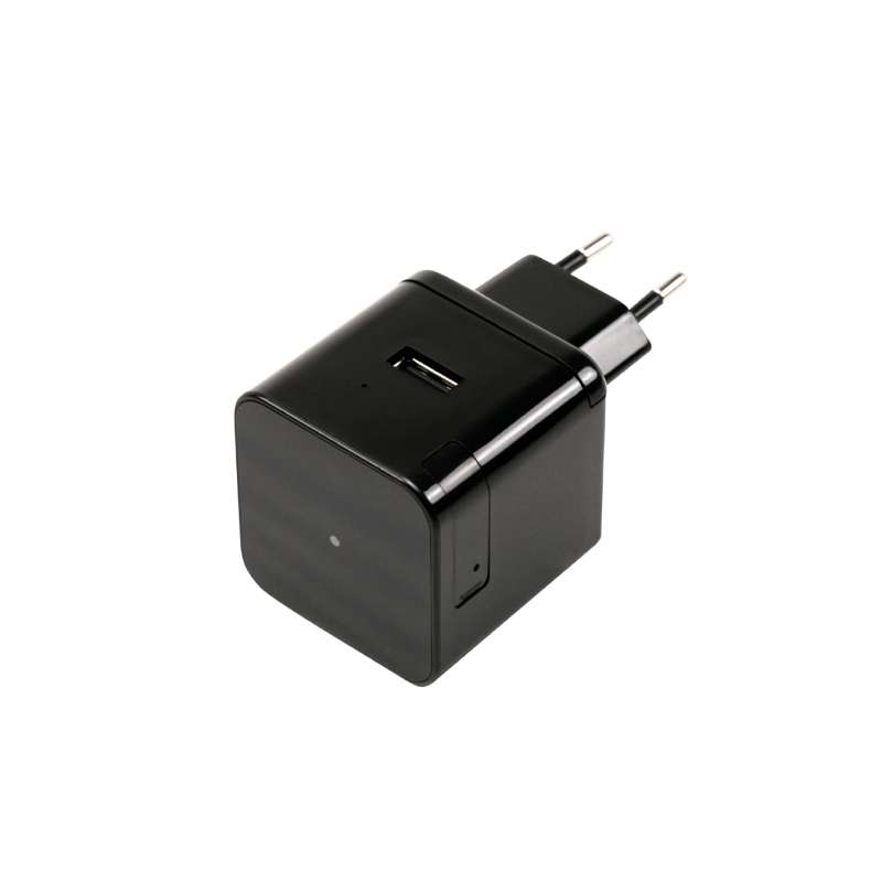 TELECAMERA WI-FI CON DVR INTEGRATI IN ALIMENTATORE