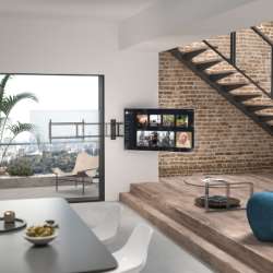 SUPPORTO UNIVERSALE MOTORIZZATO PER FLAT TV